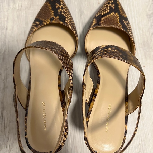 NIB - Ann Taylor Theodora Snake Slingback Pump in Brown Multi - Size 9 - Picture 8 of 12